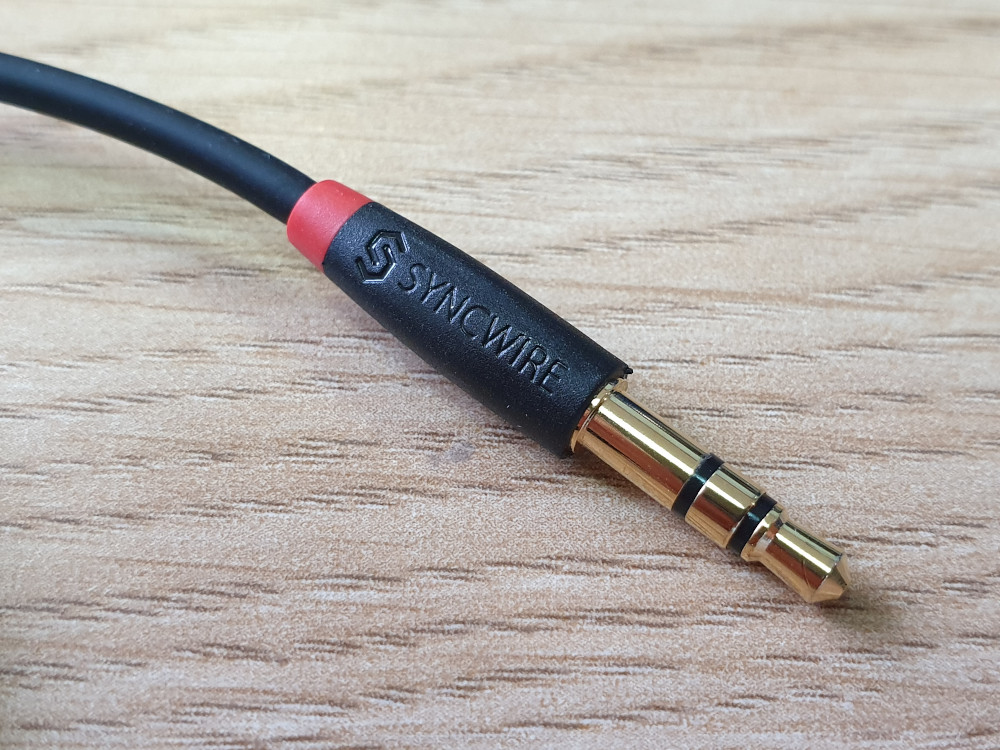 Syncwire audio cable connector